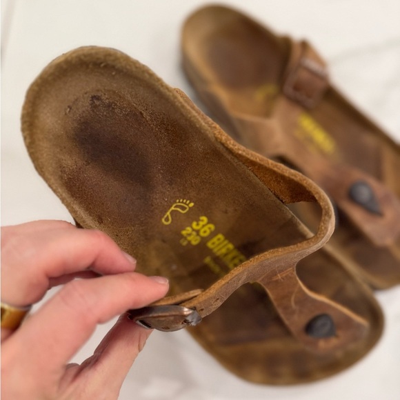 BIRKENSTOCK Gizeh Size 36 - Picture 4 of 7